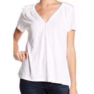 Susina Cotton White Ruched Shoulder V-Neck Top Sz Small Boyfriend Fit Loose Fit